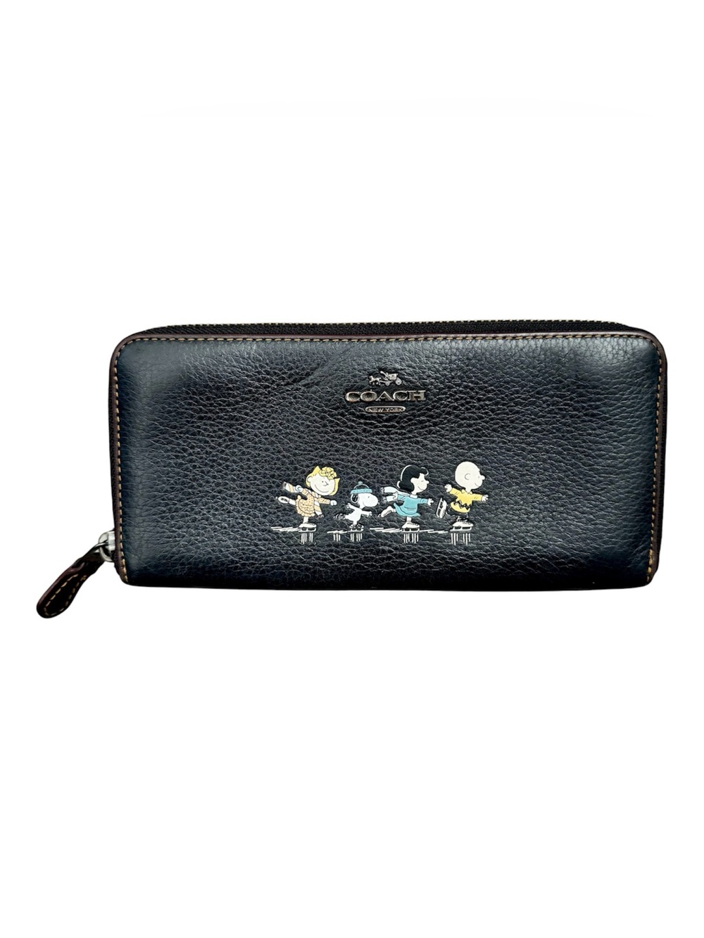 Rare Coach x Peanuts Snoopy Ice Skating Zip Around Wallet F1777-16122B